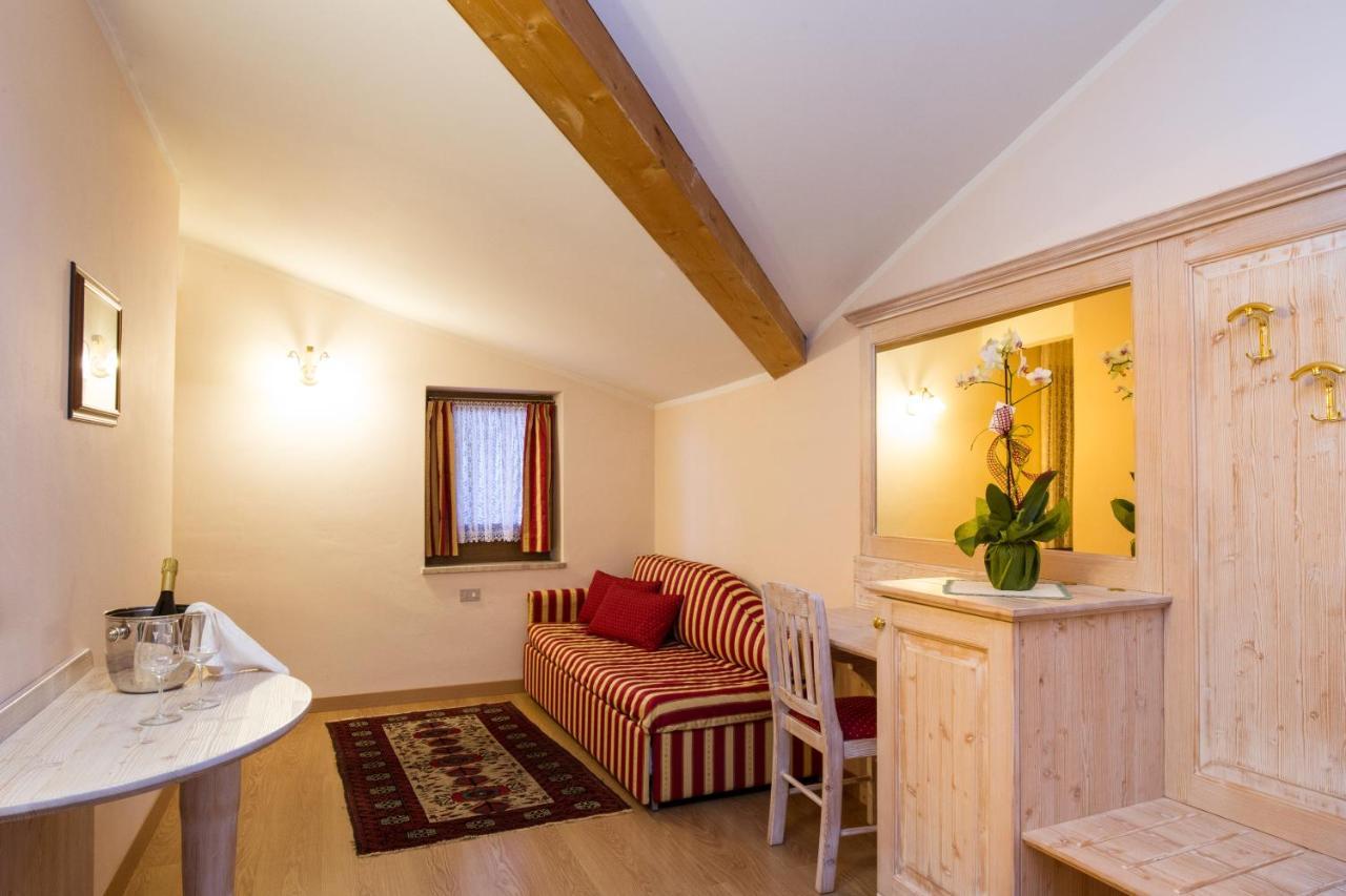 Hotel Al Prato Фиера ди Примиеро Екстериор снимка