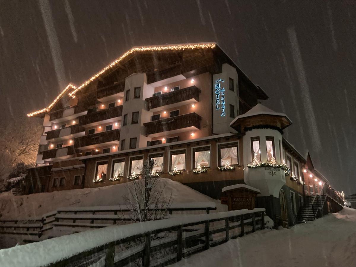 Hotel Al Prato Фиера ди Примиеро Екстериор снимка